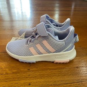 NWT little girl Adidas sneakers size 13.